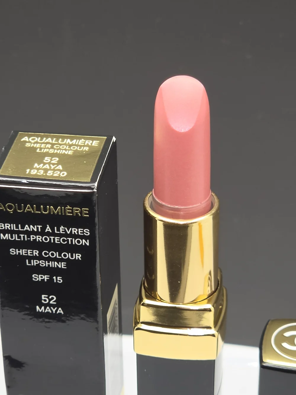 RARE CHANEL AQUALUMIÈRE LIPSHINE- 52 